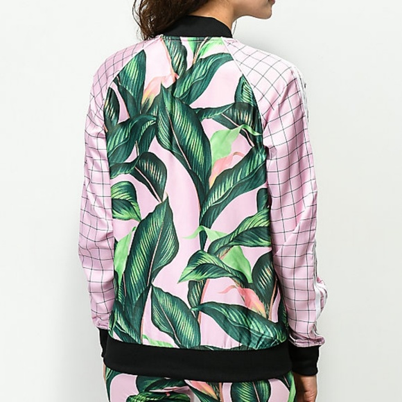[SOLD] Adidas Pink and Green Track Jacket - Picture 4 of 7